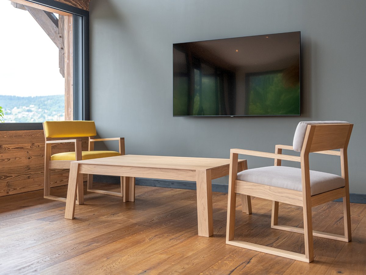 Table basse Aix en chêne - Avec les chaises et fauteuils Aix