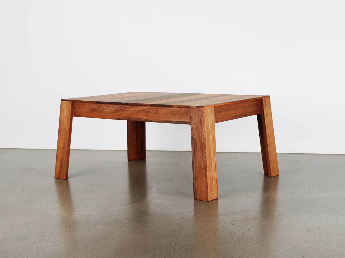 Table basse Aix en noyer - Bois massif français, local et durable
