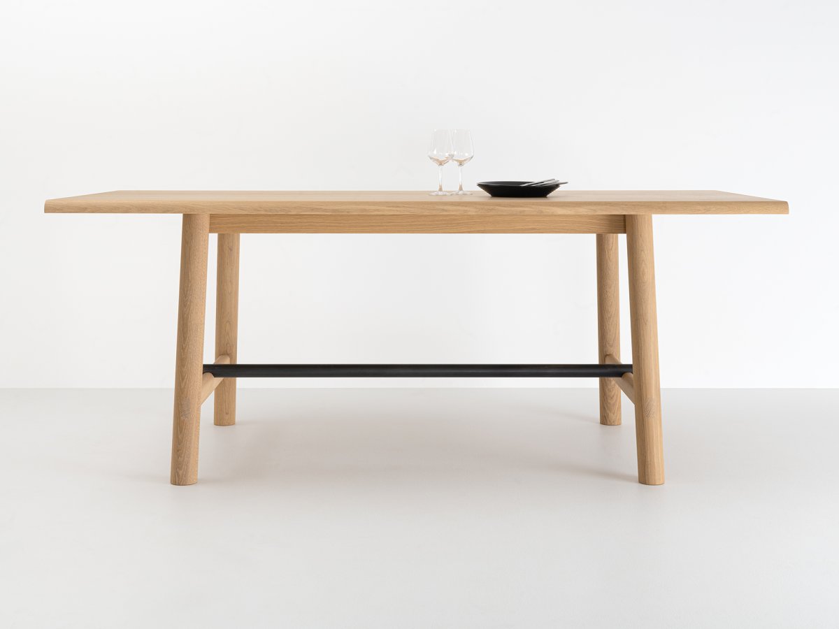 Table de ferme contemporaine en bois et métal : 100% fabriqué en France - Ostal